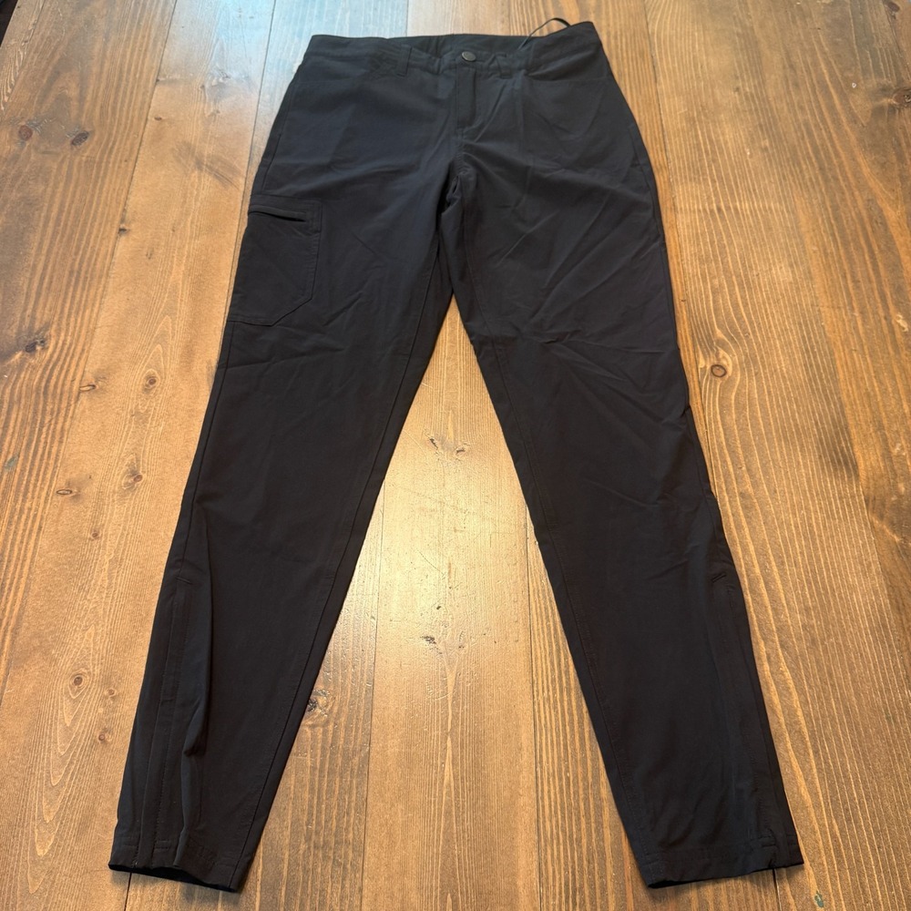 Patagonia Skyline Traveler Cargo Pants 4 Black Stretch Zipper Ankle 55650